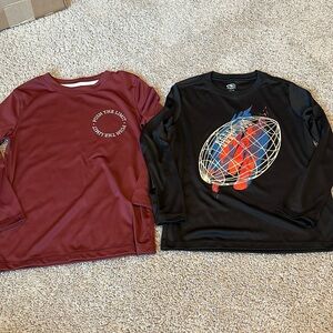 Boys long sleeve shirts - set of 2 size 4/5